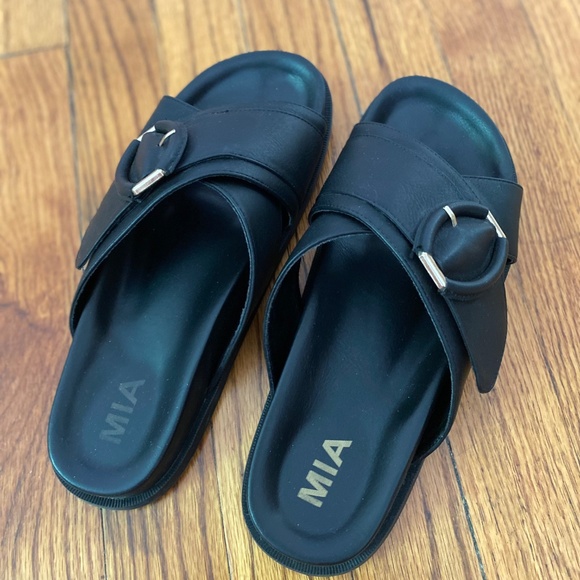 MIA summer slides, Size: 6.5, Color: black - Picture 3 of 8
